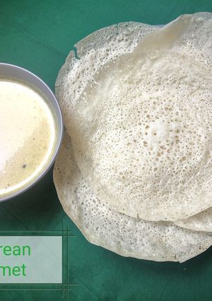 मलबारी अप्पम् विथ पोटॅटो स्टयू (appam with potato stew recipe in marathi) रेसिपी चे मुख्य फोटो 