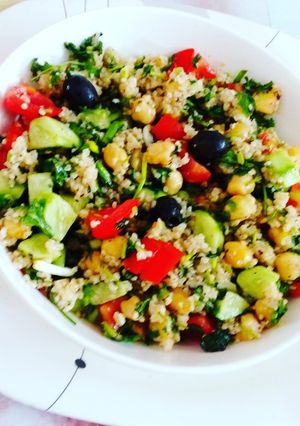 A picture of Vegan Quinoa Salad.