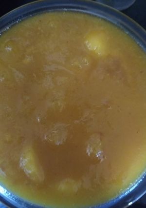 A picture of Pineapple and apple chutney.