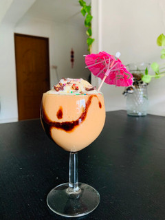A picture of Apple Milkshake.