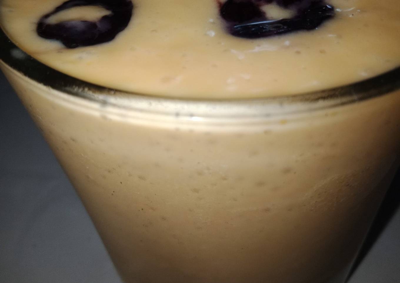 Mango cold coffee