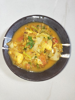 உருளைக்கிழங்கு கறி (Urulaikilanku curry recipe in tamil) செய்முறை முக்கிய புகைப்படம்
