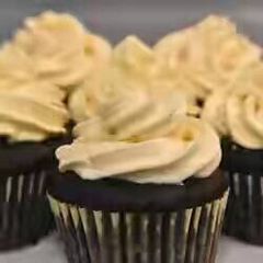 A picture of Chocolate cupcakes.