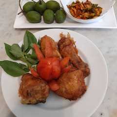 รูปของ Ayam prek kedondong