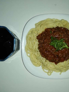 Una foto de Pasta con salsa de carne
