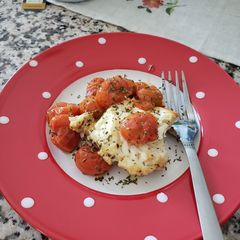 Tomato 🍅 with feta cheese 🧀 A picture of Tomato 🍅 with feta cheese 🧀.