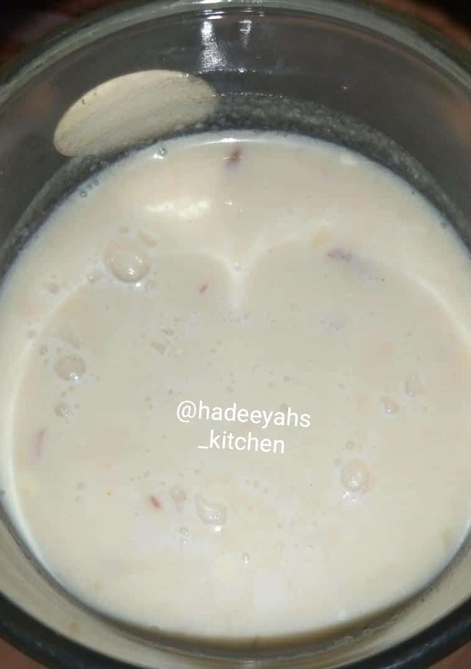 A picture of Dates milkshake.