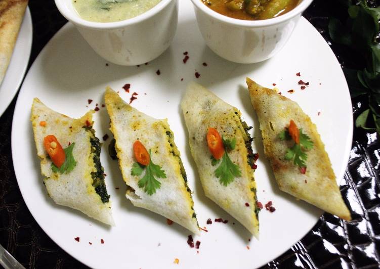Step-by-Step Guide to Prepare Favorite Stuffed Spinach Dosa