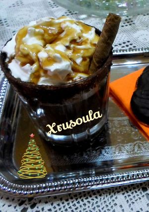 Φωτογραφία της συνταγής 🎅 Ζεστή σοκολάτα με καραμέλα και αλάτι