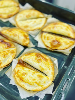 Una foto de Empanadillas de pulled pork de cáscara de plátano