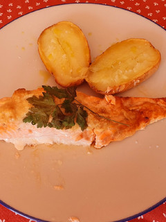 Una foto de Salmón al miso, jengibre y tahini. ¡Al poder!