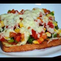 A picture of Bread pizza.