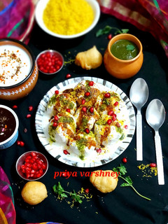 दही वड़ा (dahi vada recipe in Hindi) रेसिपी मुख्य फोटो
