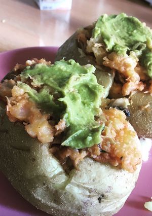 Una foto de Papas rellenas con atún y champiñones