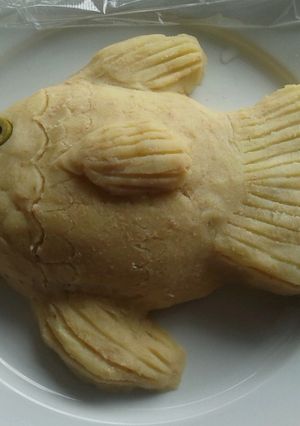 A picture of Pesce Finto (smashed potatoes and tuna).