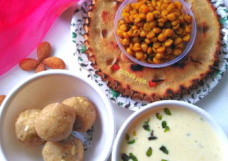 Recipe of Perfect Khuba roth & spicy chickpea lentil & dryfruit kheer &millet ladu