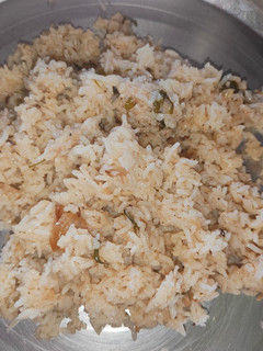 தேங்காய் பால் சாதம்(coconut milk rice recipe in tamil) செய்முறை முக்கிய புகைப்படம்