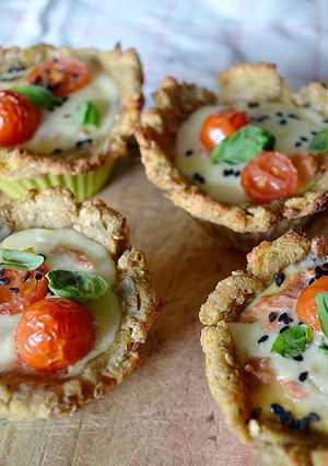 Una foto de Canastitos con masa de "Batata" relleno de vegetales y atún