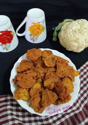 A picture of Gobhi / Cauliflower Pakoda.