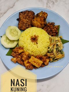 Foto resep Nasi Kuning Rice Cooker