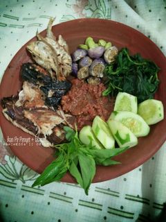 Foto resep Ikan pe Lalapan