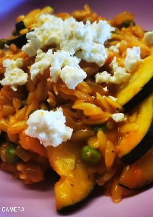 Görög cukkinis kritharaki recept fotója