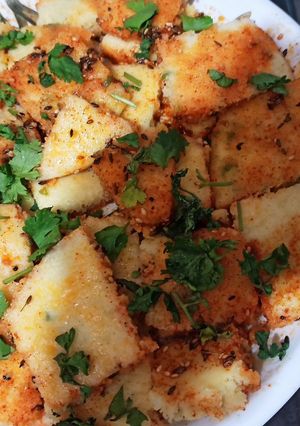 सूजी बेसन ढोकला (sooji besan dhokla recipe in Hindi) रेसिपी मुख्य फोटो