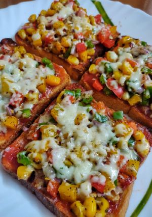 A picture of Bread Pizza.