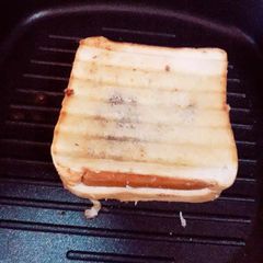 A picture of Chocolate Cheese Sandwich.