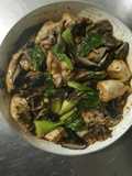 Korean bbq Chicken with Shiitake mushrooms