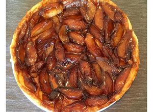 Una foto de Tarta tatin de pomes, peres o maduixes🍏🍐🍓