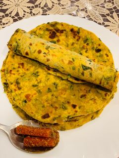 मेथी थेपला (methi thepla recipe in hindi) रेसिपी मुख्य फोटो