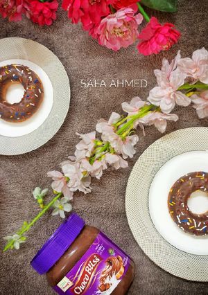 A picture of Donuts.