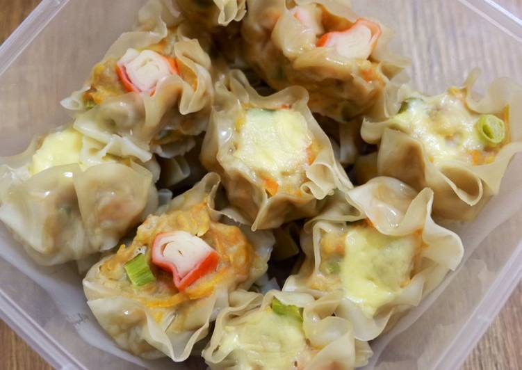 Resep ✨ 31 Dimsum ayam udang veggie topping keju &amp; crabstick Bikin Ngiler