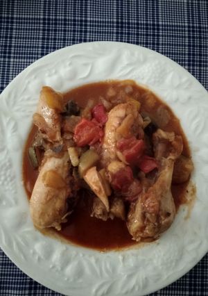 Una foto de Muslos de pollo al cava