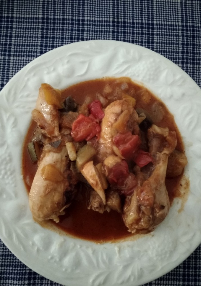Una foto de Muslos de pollo al cava