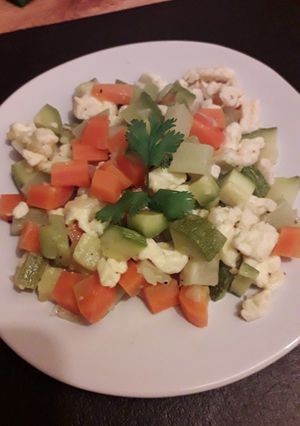 Una foto de Verduras a la mantequilla con panela