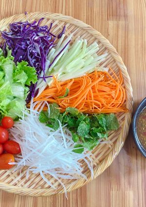 Hình của món Salad 7 màu.