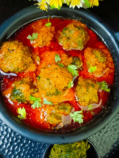 देसी सकौड़ा चाट (Desi Sakoda chaat) रेसिपी मुख्य फोटो