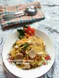 37. Bihun Goreng Ayam Bakso