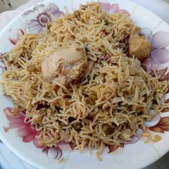 Matar and Chicken Pulao A picture of Matar and Chicken Pulao.