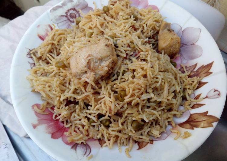 How to Prepare Super Quick Homemade Matar and Chicken Pulao