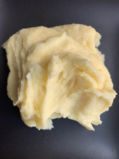 A picture of Mashed Potatoes.
