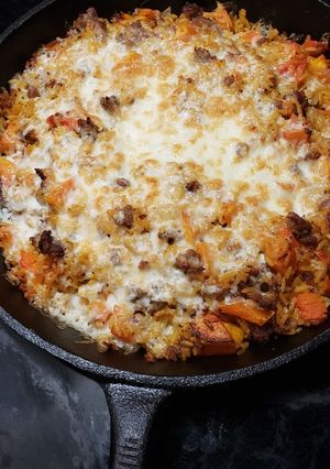 A picture of 🍁Sausage and butternut squash rice skillet🍁.
