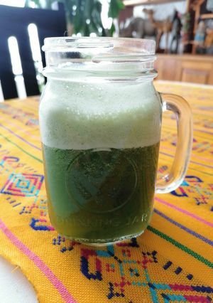 Una foto de Jugo verde 👌🏼🍍