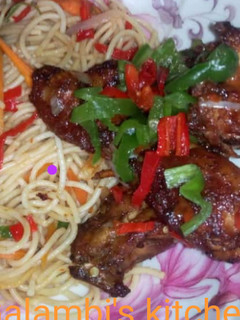 A picture of Spaghetti Boladaise with chicken.