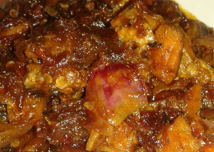 Sambal goreng ikan asin