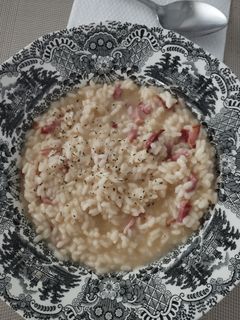 Una foto de Risotto de bacon y parmesano