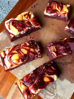 Foto resep Chewy Cream Cheese Red Velvet Brownies