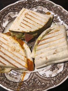 Una foto de Tortitas trigo y aguacate